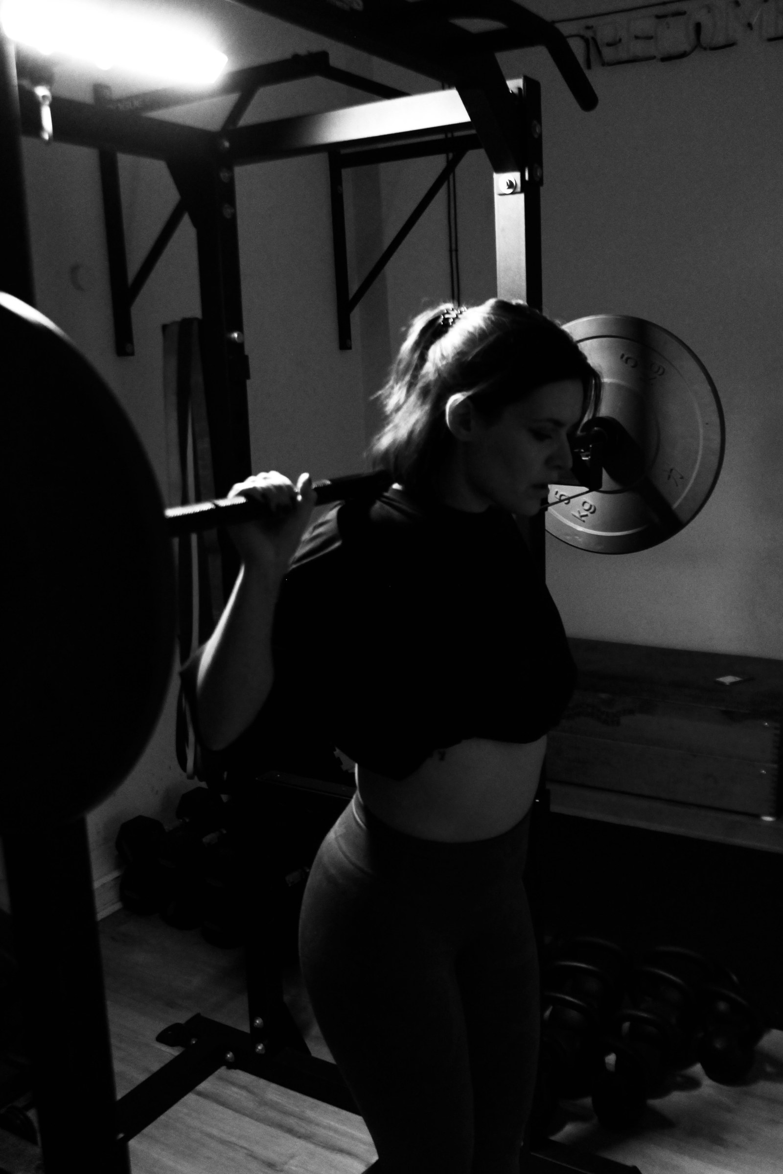 Lilia Slimi coaching a session in the gym